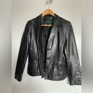 Danier Leather jacket size US P
